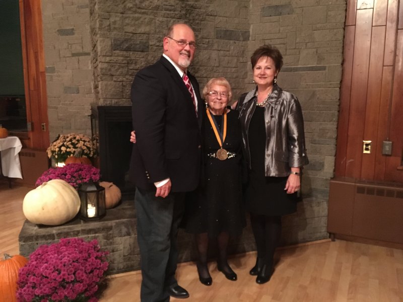 Mary Huntington received the Alfred State President's Medallion